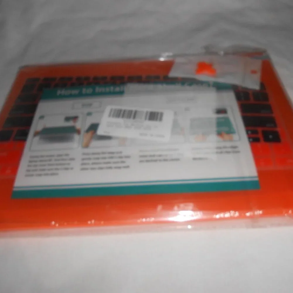 NEW Teryeefi Hard Shell Case 13